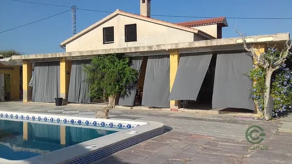 Finca rústica de 0,36 ha en venta en Aspe, Alicante