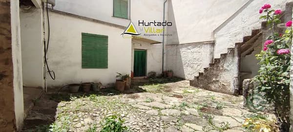 Casa de 0,0192 ha en venta en Torreperogil, Jaen