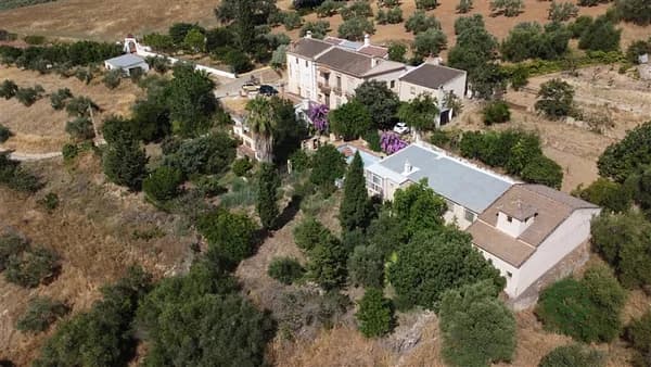 Finca rústica de 0,7 ha en venta en Ronda, Málaga