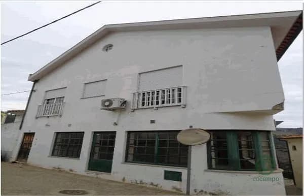Casa de 0,0068 ha en venta en São joão da pesqueira, Viseu