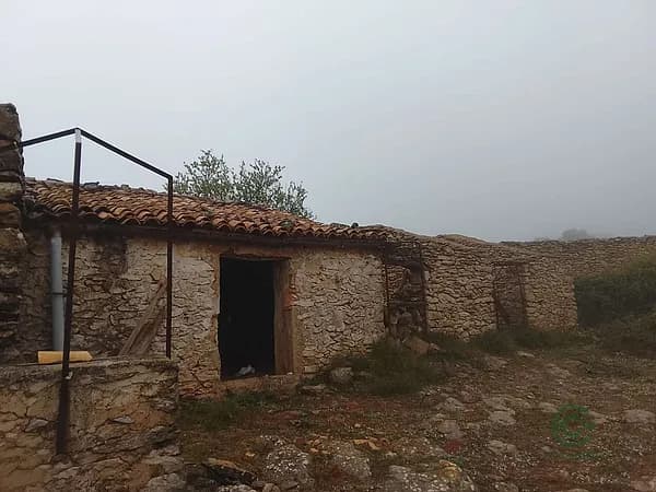 Finca rústica de 0,1409 ha en venta en Alicante