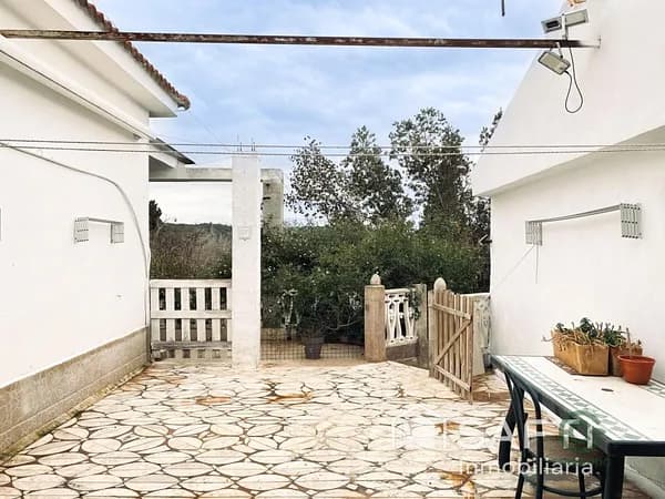 Finca rústica de 0,0202 ha en venta en Llombai, Valencia