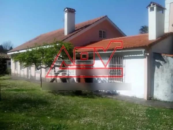 Finca de recreo de 0,54 ha en venta en Mugardos, La coruna