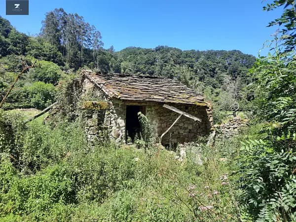 Finca rústica de 0,665 ha en venta en Luena, Cantabria