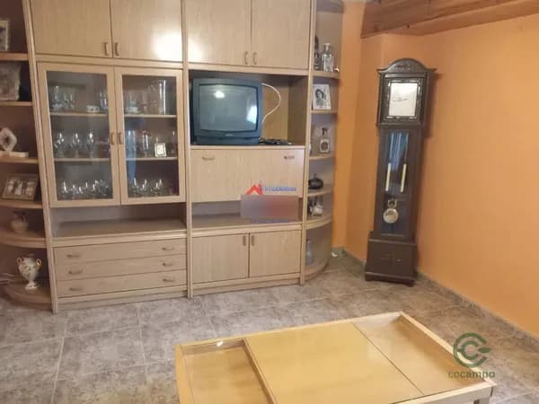 Casa de 0,0275 ha en venta en Miranda de ebro, Burgos