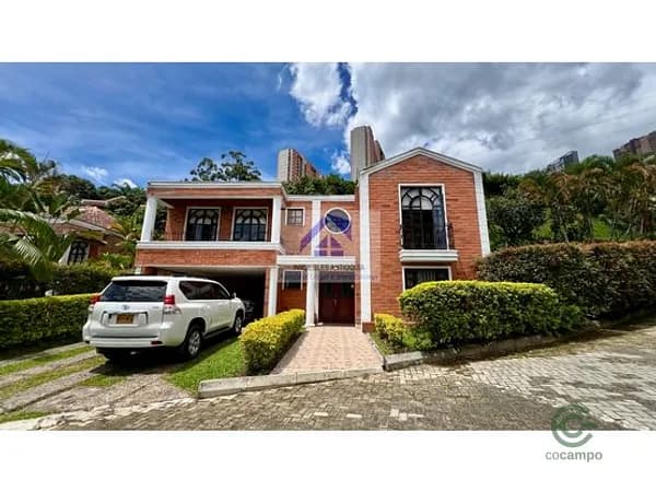 Casa de 0,0911 ha en venta en Antioquia