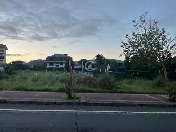 Terreno urbano de 0,15 ha en venta en Plentzia, Bizkaia-vizcaya