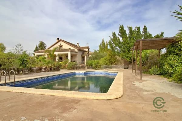 Casa de 0,4 ha en venta en Valverde (alicante), Alicante