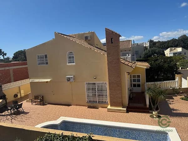 Finca rústica de 0,0467 ha en venta en Orihuela costa, Alicante