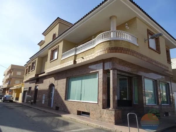 Casa de 0,084 ha en venta en Los alcázares, Murcia
