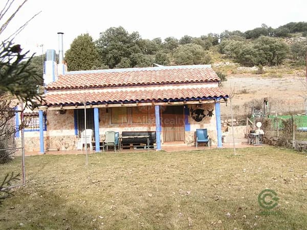 Finca rústica de 0,15 ha en venta en Robledo, Albacete