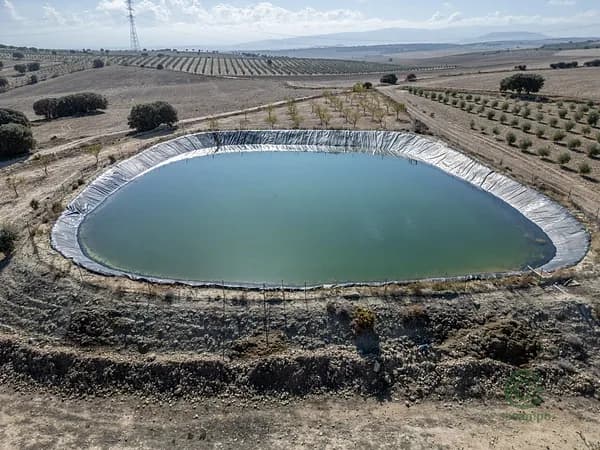 Finca agrícola de 223 ha en venta en Granada