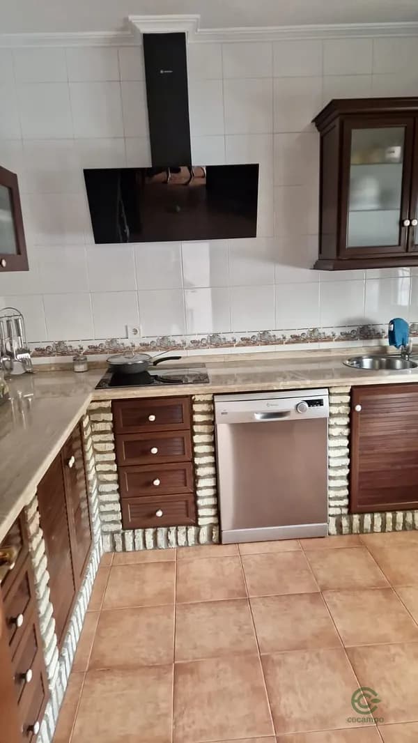 Casa de 0,0122 ha en venta en Alcala de guadaira, Sevilla