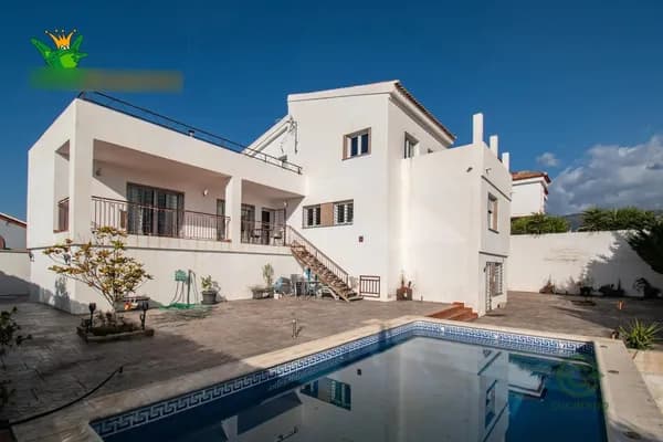 Casa de 0,0751 ha en venta en Granada