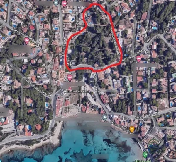 Terreno urbano de 0,1153 ha en venta en Moraira, Alicante