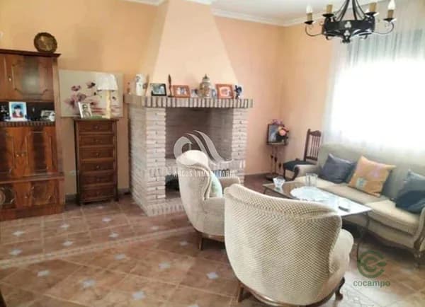 Finca de recreo de 0,15 ha en venta en Córdoba, Córdoba
