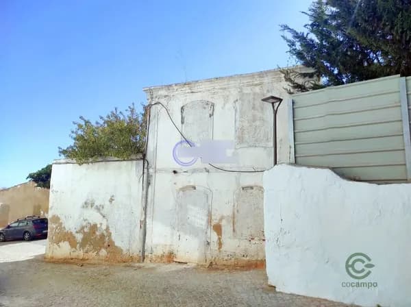 Terreno urbano de 0,0335 ha en venta en Alcantarilha, Algarve