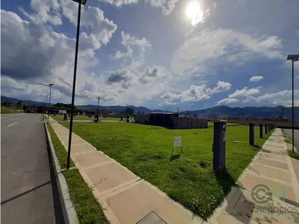 Terreno urbano de 0,0086 ha en venta en Antioquia