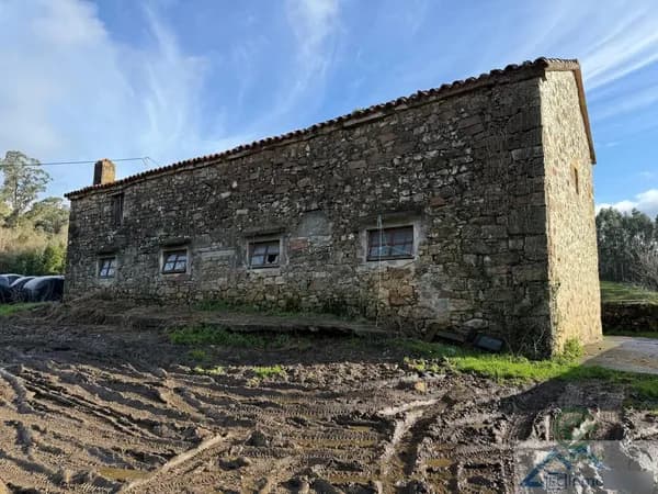 Finca rústica de 3,3 ha en venta en Riotuerto, Cantabria