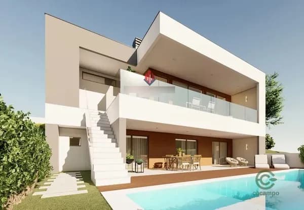 Casa de 0,0292 ha en venta en Portimão, Faro
