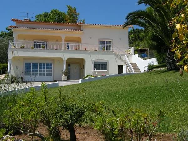 Casa de 0,5 ha en venta en A dos francos, Leiria