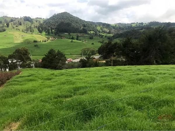Terreno urbano de 0,2736 ha en venta en Antioquia