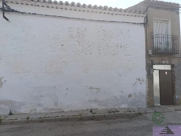 Casa de 0,0181 ha en venta en Cabezamesada, Toledo