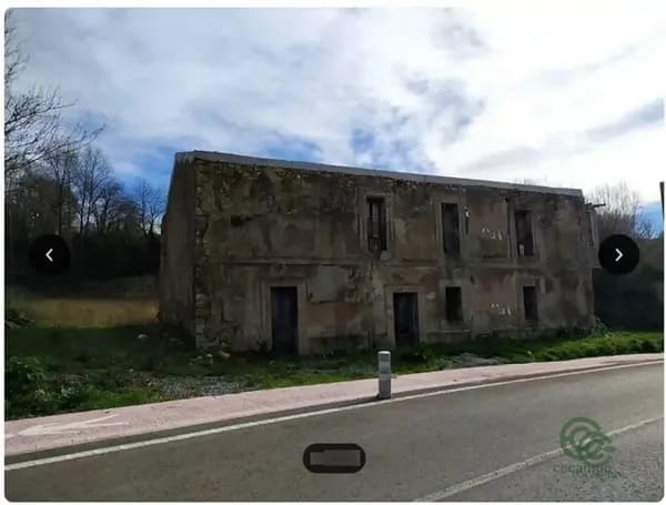 Finca agrícola de 0,6 ha en venta en Rasines, Cantabria