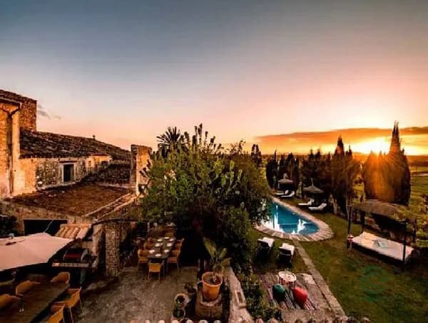 Finca rústica de 3,2 ha en venta en Baleares