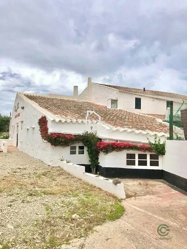 Finca de recreo de 0,14 ha en venta en Baleares