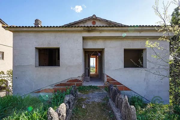 Terreno urbano de 0,048 ha en venta en Maçanet de la selva, Girona