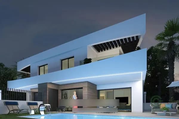 Casa de 0,0208 ha en venta en Dolores, Alicante
