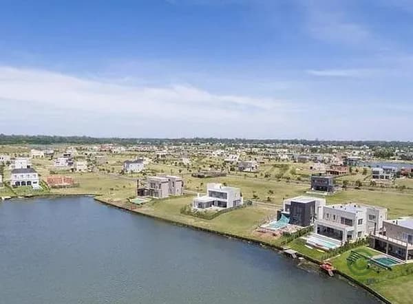 Terreno urbano de 0,065 ha en venta en Buenos aires