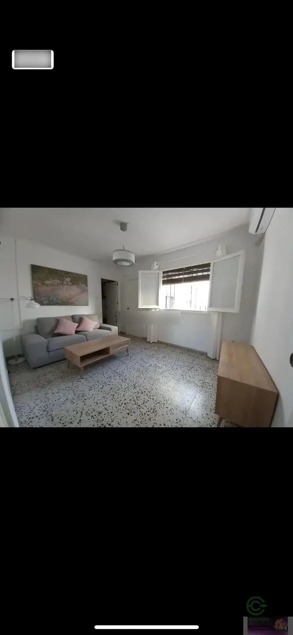 Casa de 0,0105 ha en venta en Estepona, Málaga