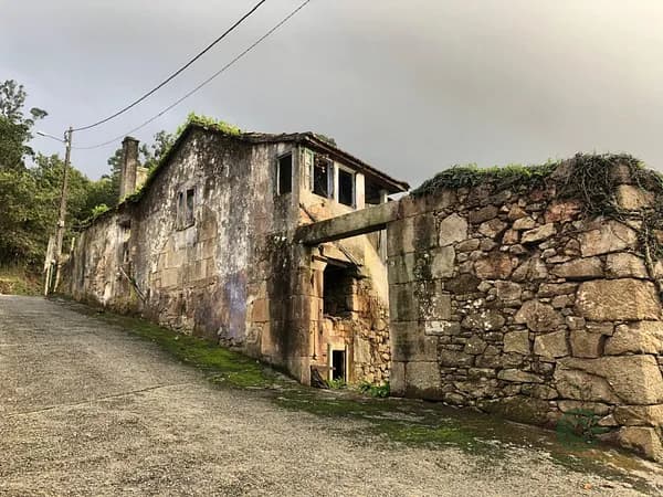 Finca agrícola de 0,1567 ha en venta en Barro, Pontevedra