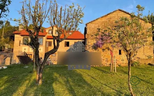 Finca rústica de 0,0647 ha en venta en Pontevedra