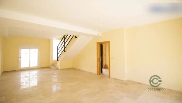 Casa de 0,014 ha en venta en Lebrija, Sevilla