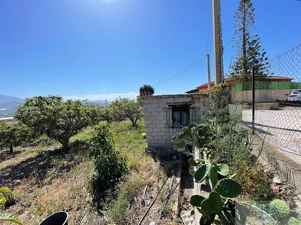 Finca rústica de 0,9264 ha en venta en Granada