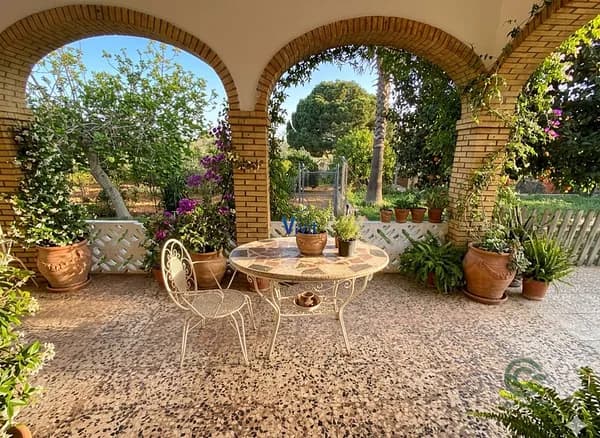 Finca rústica de 0,252 ha en venta en Sevilla