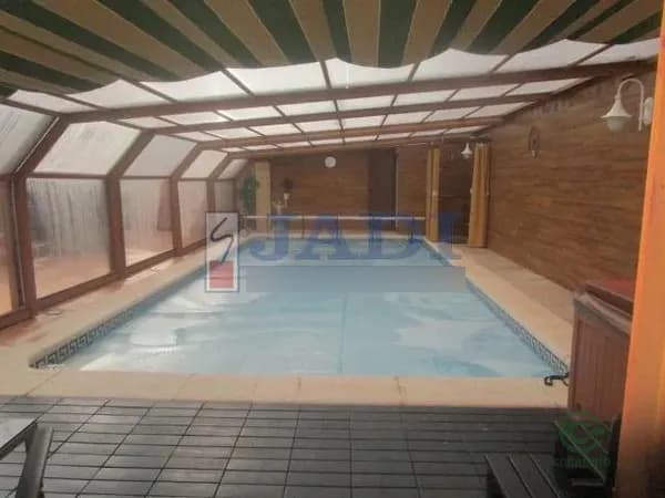 Casa de 0,0596 ha en venta en Valdepeñas, Ciudad real