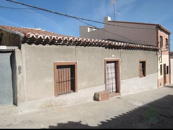 Finca de recreo de 0,02 ha en venta en Ávila