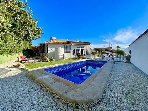 Finca rústica de 0,08 ha en venta en Almoradi, Alicante