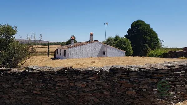 Finca agrícola de 2,33 ha en venta en Codosera (la), Badajoz