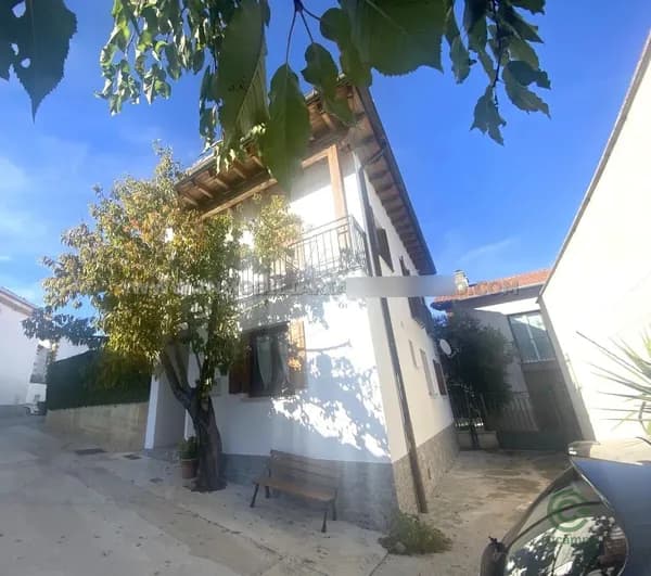 Casa de 0,015 ha en venta en Galar, Navarra