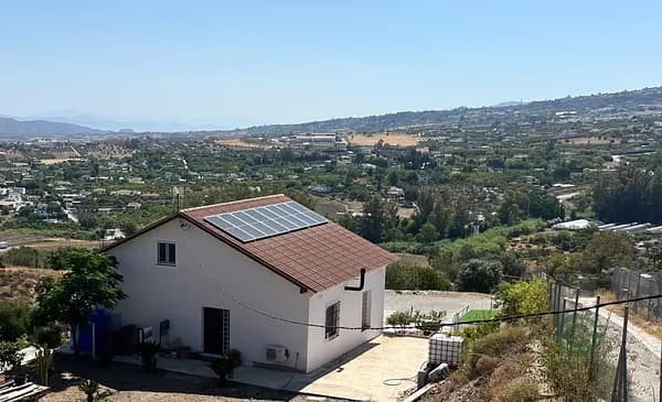 Finca de recreo de 0,97 ha en venta en Alhaurín el grande, Malaga