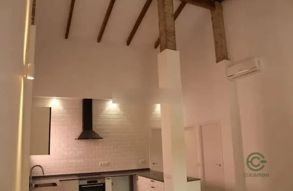 Casa de 0,0086 ha en venta en Valencia, Valencia