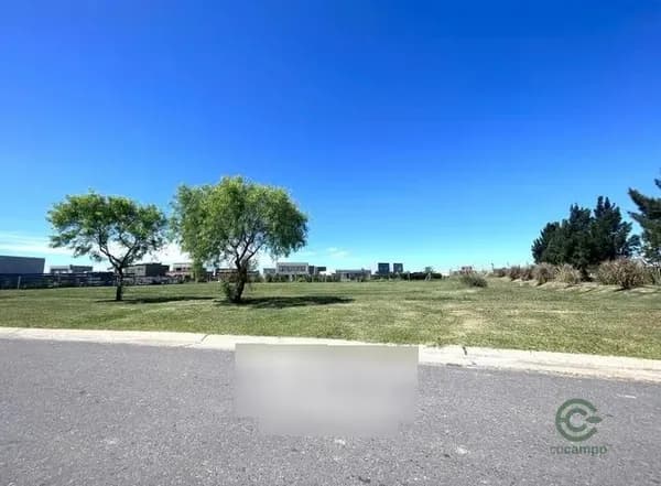 Terreno urbano de 0,1 ha en venta en Buenos aires