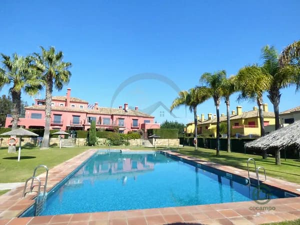 Casa de 0,025 ha en venta en Sotogrande, Cadiz