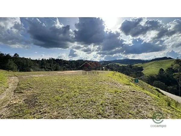 Terreno urbano de 0,1836 ha en venta en Antioquia
