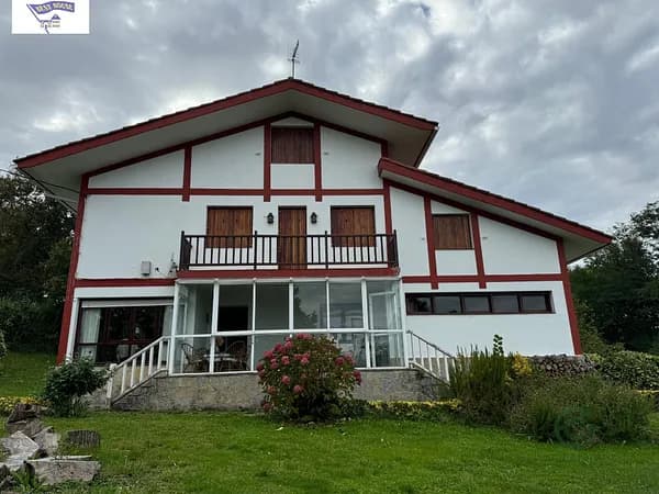 Casa de 0,03 ha en venta en Bizkaia